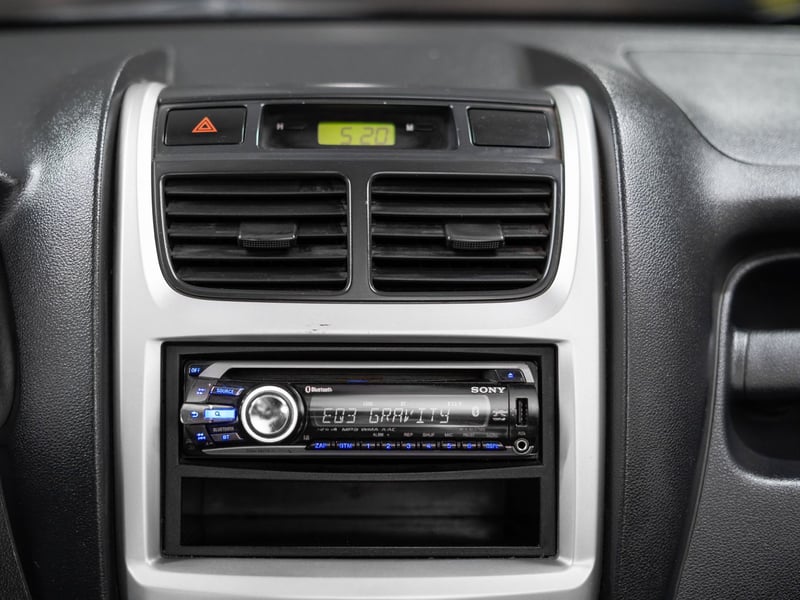Kia Sportage Pro 2.0 2010 - Imagen 14 de 17