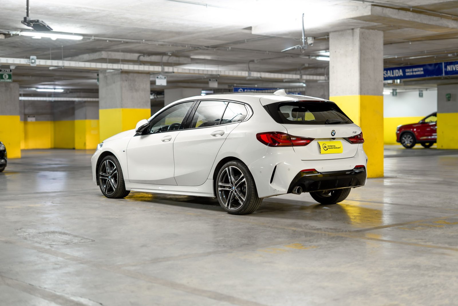 BMW 118i 1.5 2021 - Imagen 10 de 20