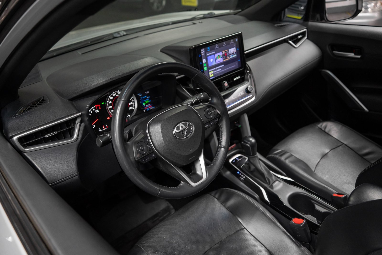 Toyota Corolla Cross 2.0 2023 - Imagen 3 de 20