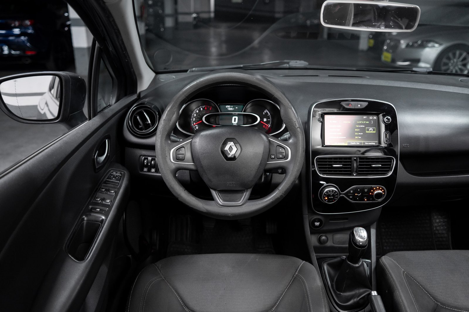 Renault Clio 1.2 2018 - Imagen 3 de 17