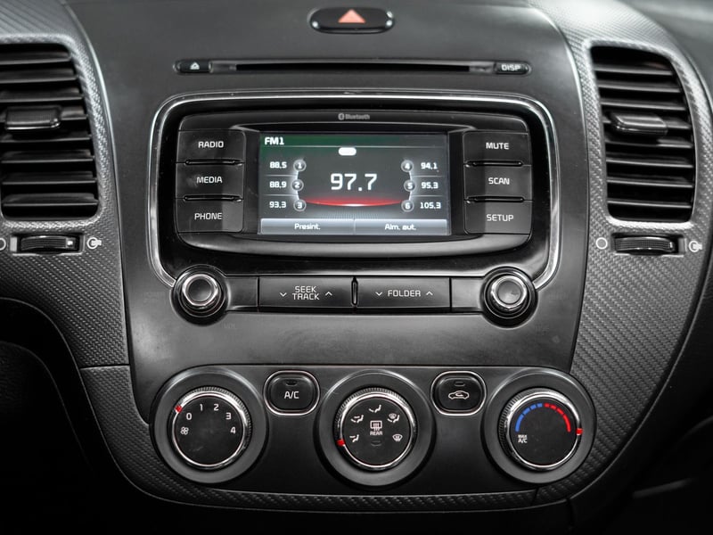 Kia Cerato5 1.6 2019 - Imagen 17 de 20