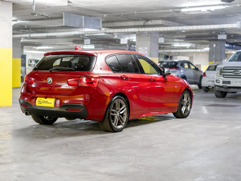 BMW 118d 2.0 2019 - Imagen 8 de 13