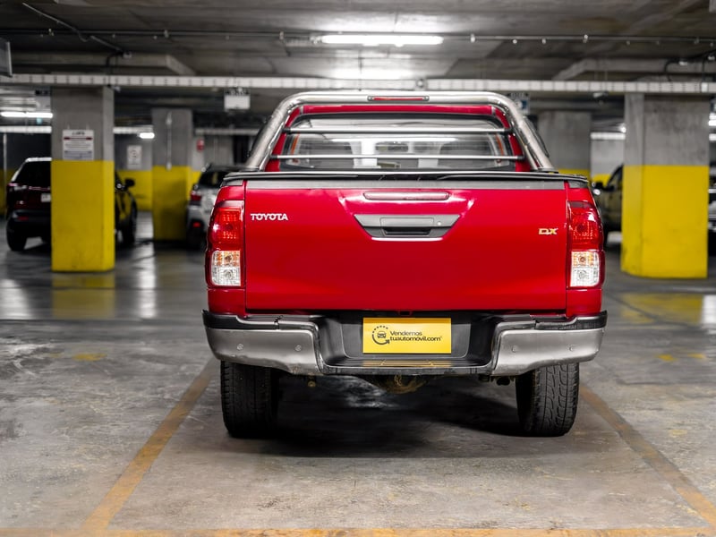 Toyota Hilux 2.4 2023 - Imagen 9 de 18