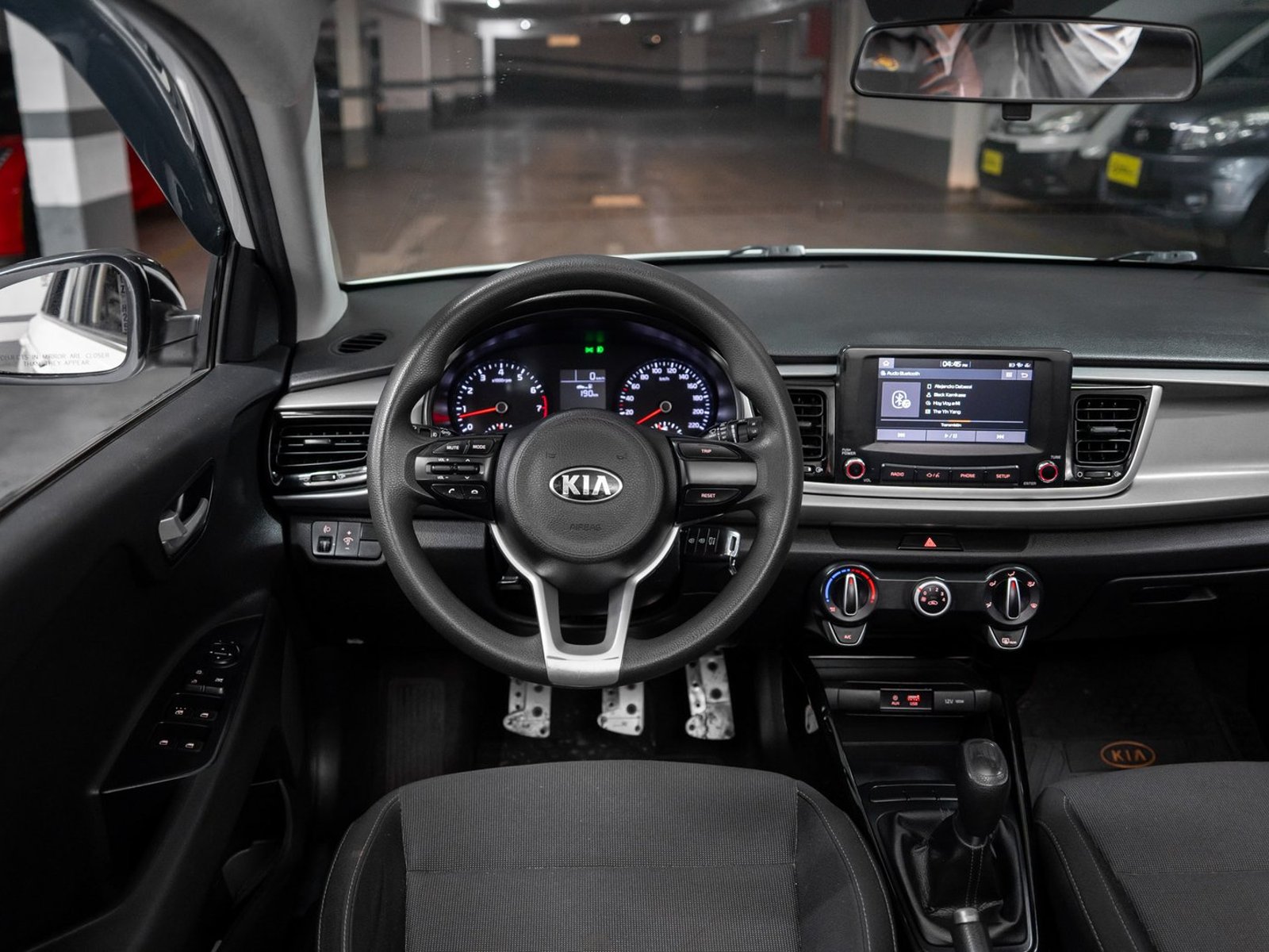 Kia Rio5 1.4 2020 - Foto 3 de 16