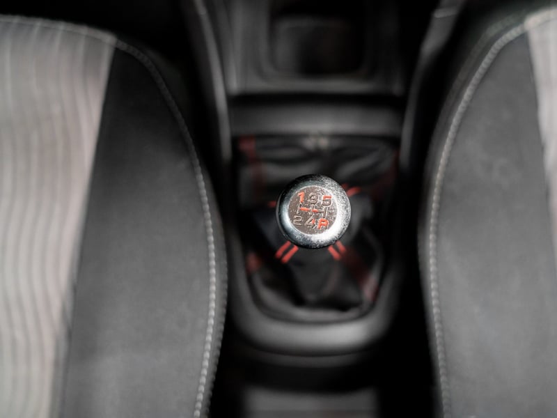 Suzuki Swift 1.4 2013 - Imagen 14 de 17