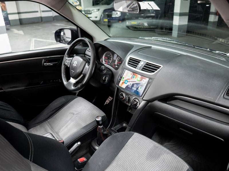 Suzuki Swift 1.4 2013 - Imagen 16 de 17