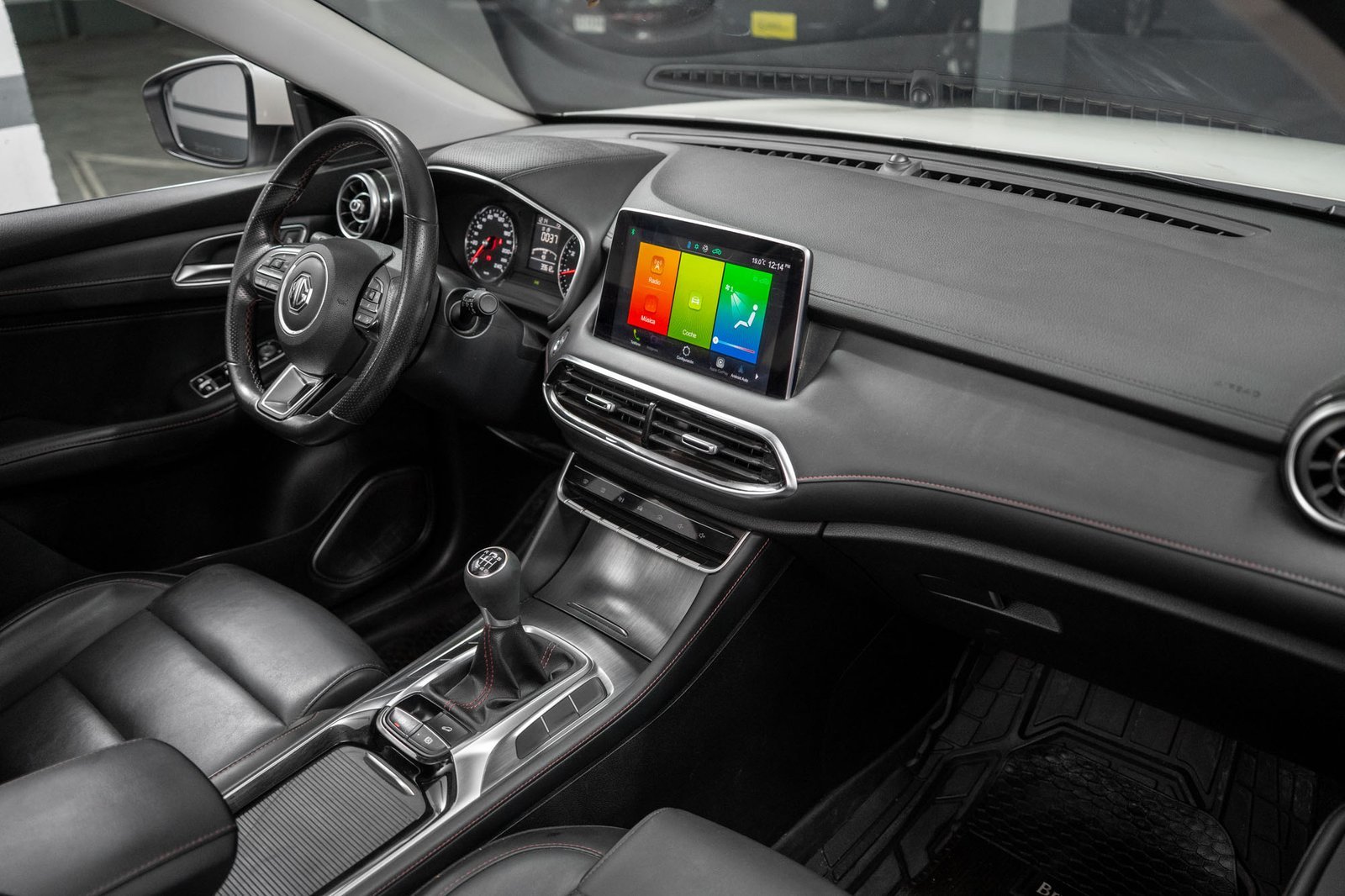MG Hs 1.5 2023 - Imagen 12 de 19