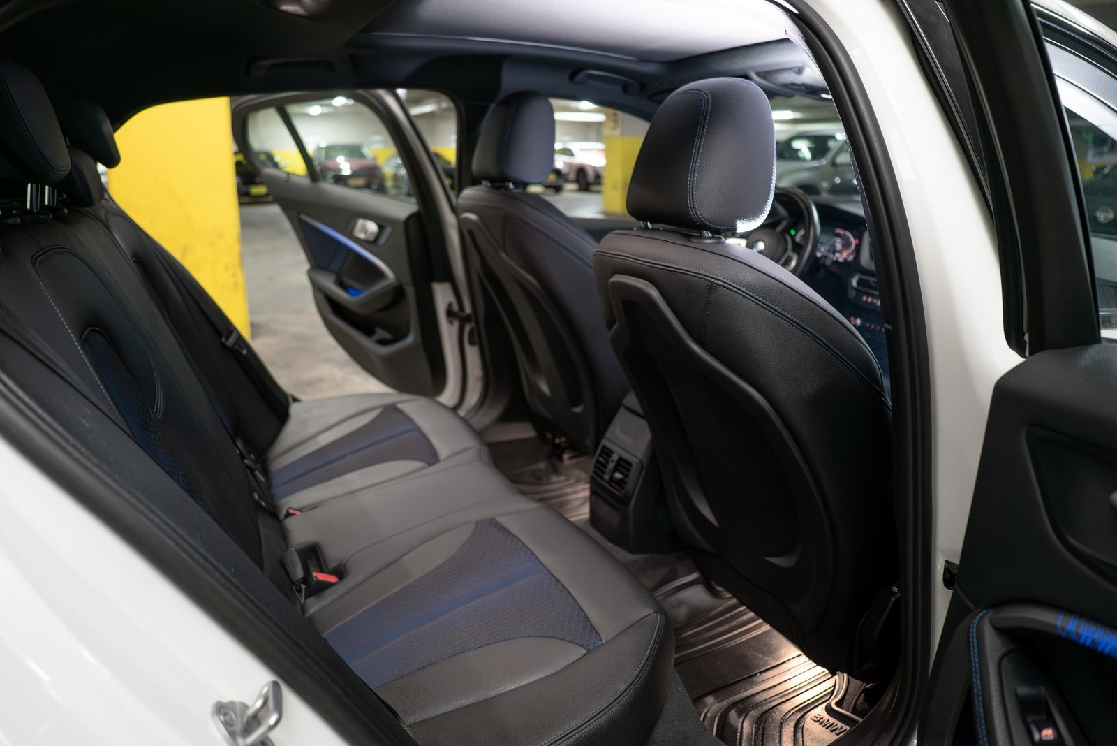 BMW 118i 1.5 2021 - Imagen 4 de 20