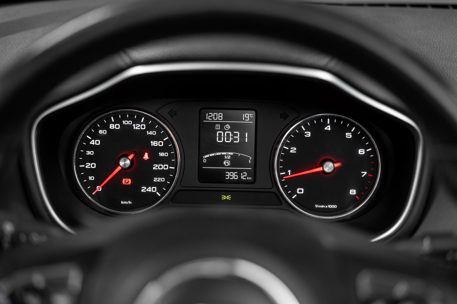 MG Hs 1.5 2023 - Imagen 13 de 19