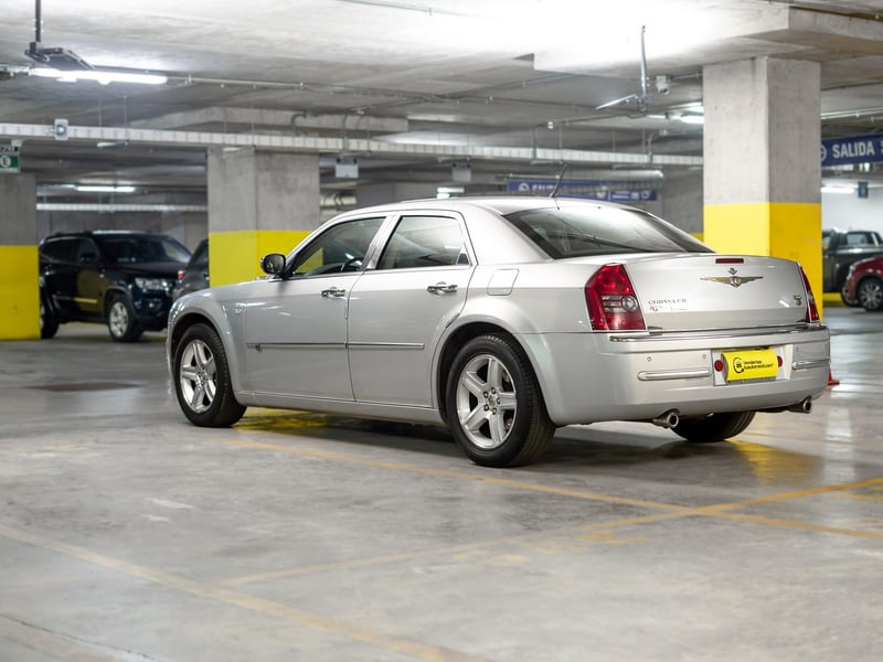 Chrysler 300c 2.7 2009 - Imagen 9 de 20