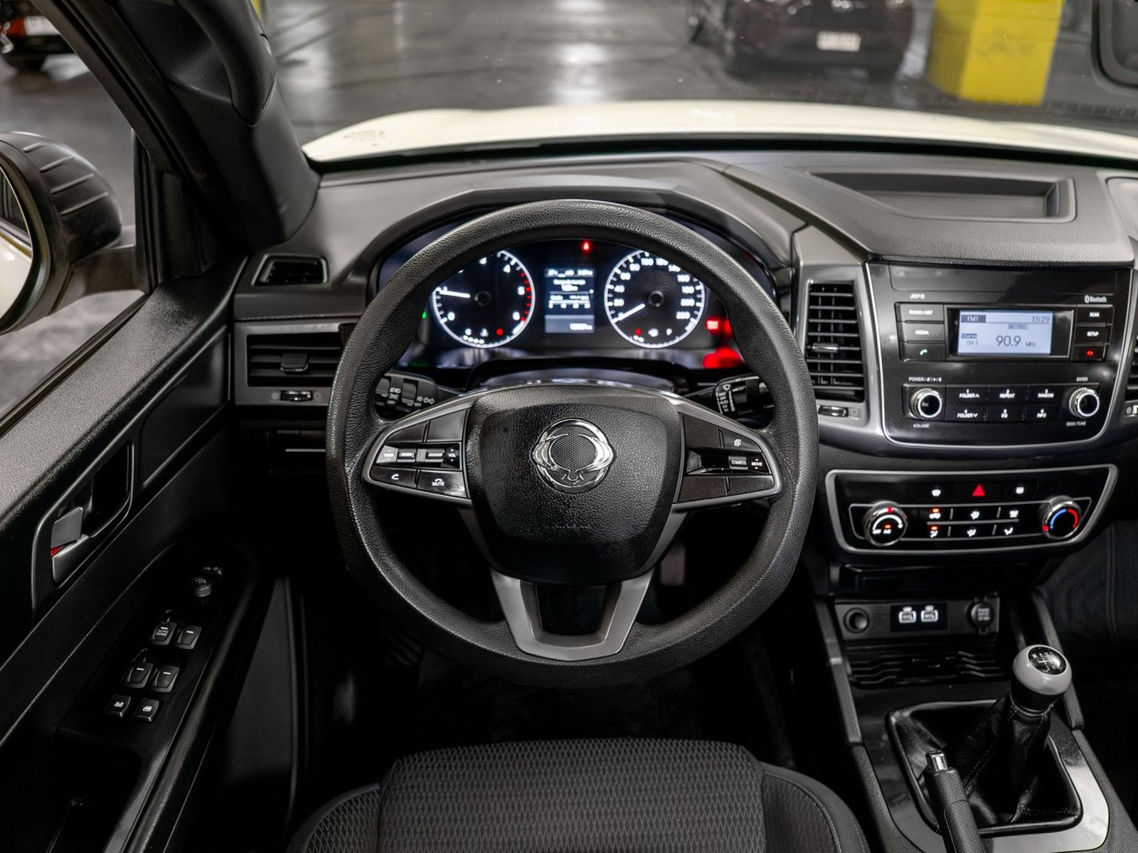 SsangYong Musso Grand 2.2 2023 - Foto 3 de 16