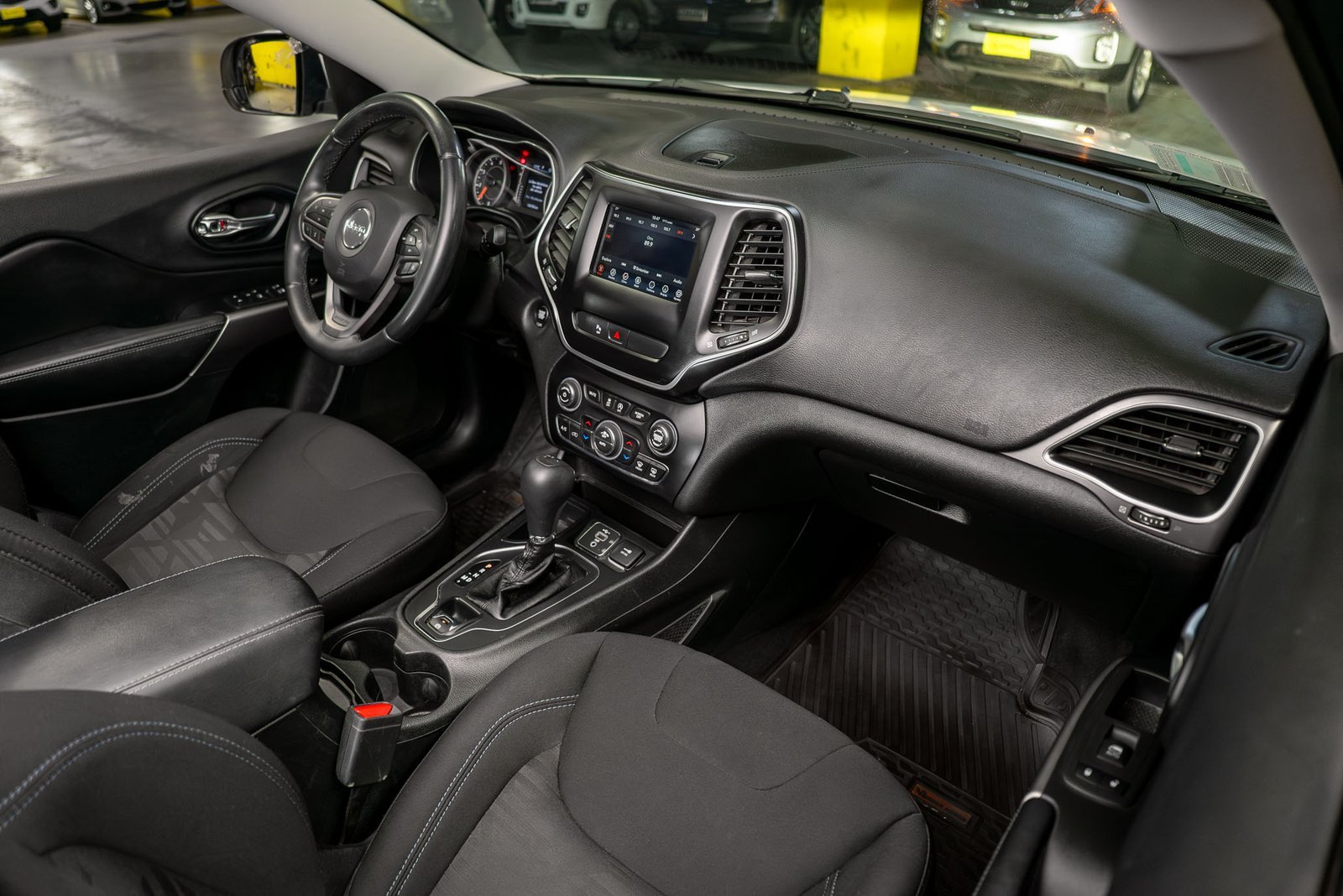 Jeep Cherokee 2.4 2020 - Imagen 12 de 19