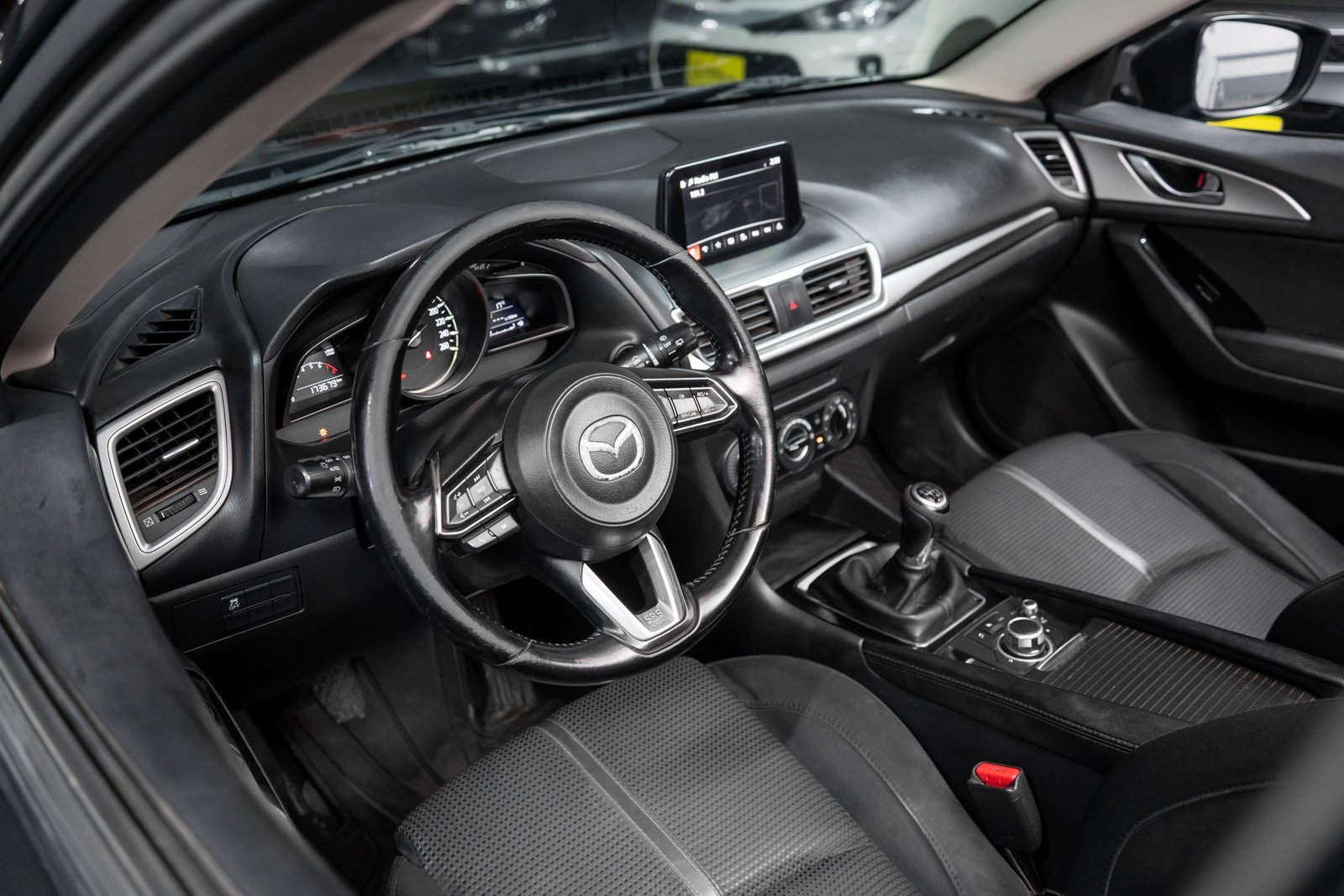 Mazda 3 2.0 2017 - Imagen 11 de 18