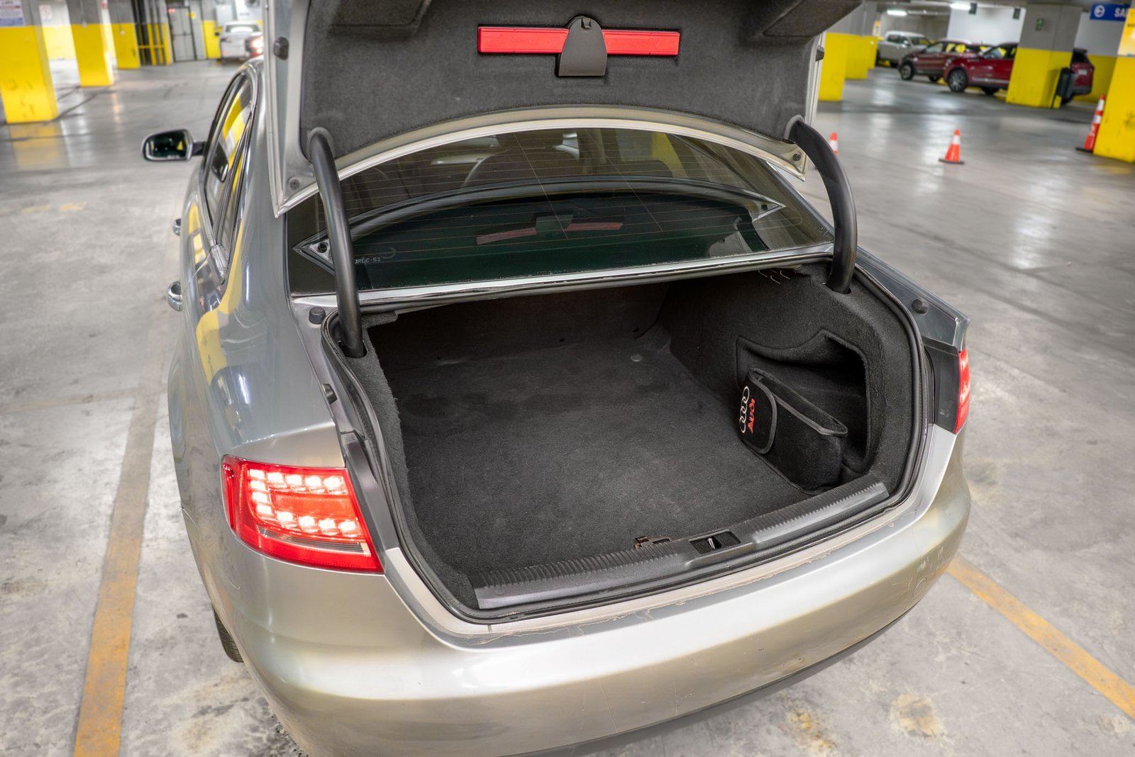 Audi A4 1.8 2012 - Imagen 18 de 19