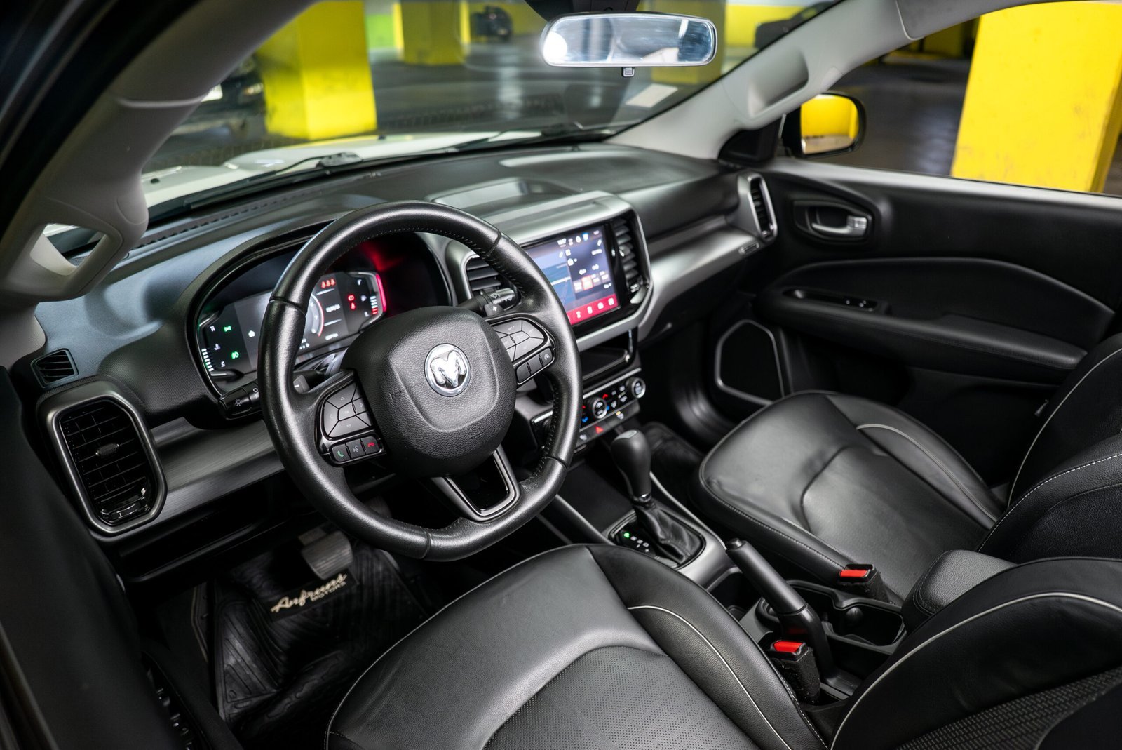 RAM 1000 1.8 2023 - Imagen 13 de 19