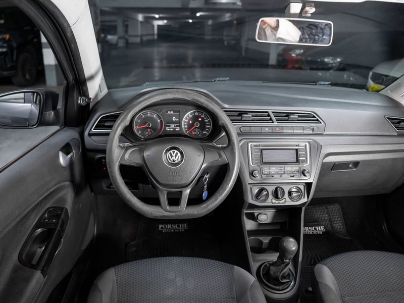 Volkswagen Voyage 1.6 2017 - Imagen 10 de 16