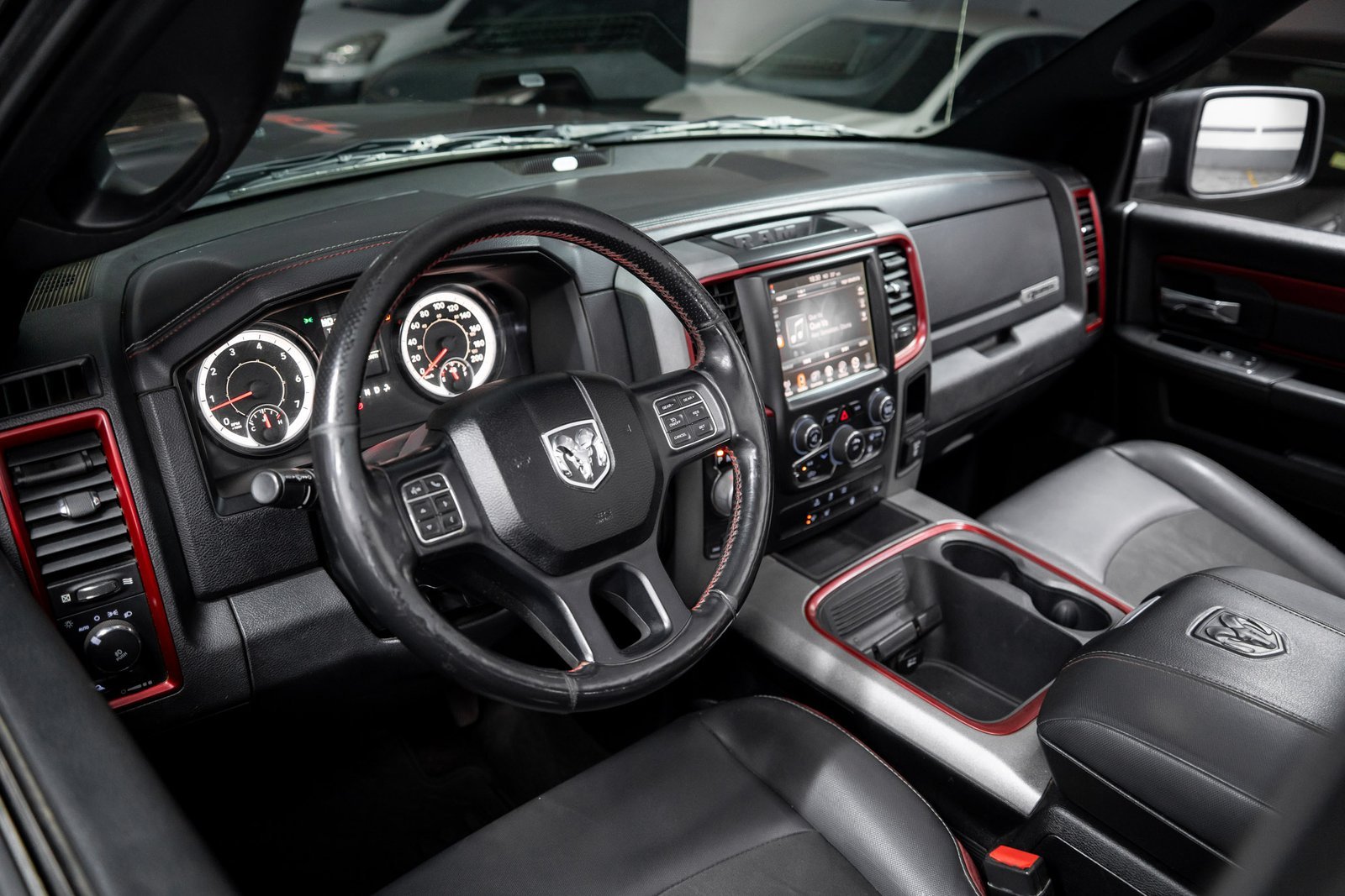 RAM 1500 Rebel 3.6 2018 - Imagen 16 de 20
