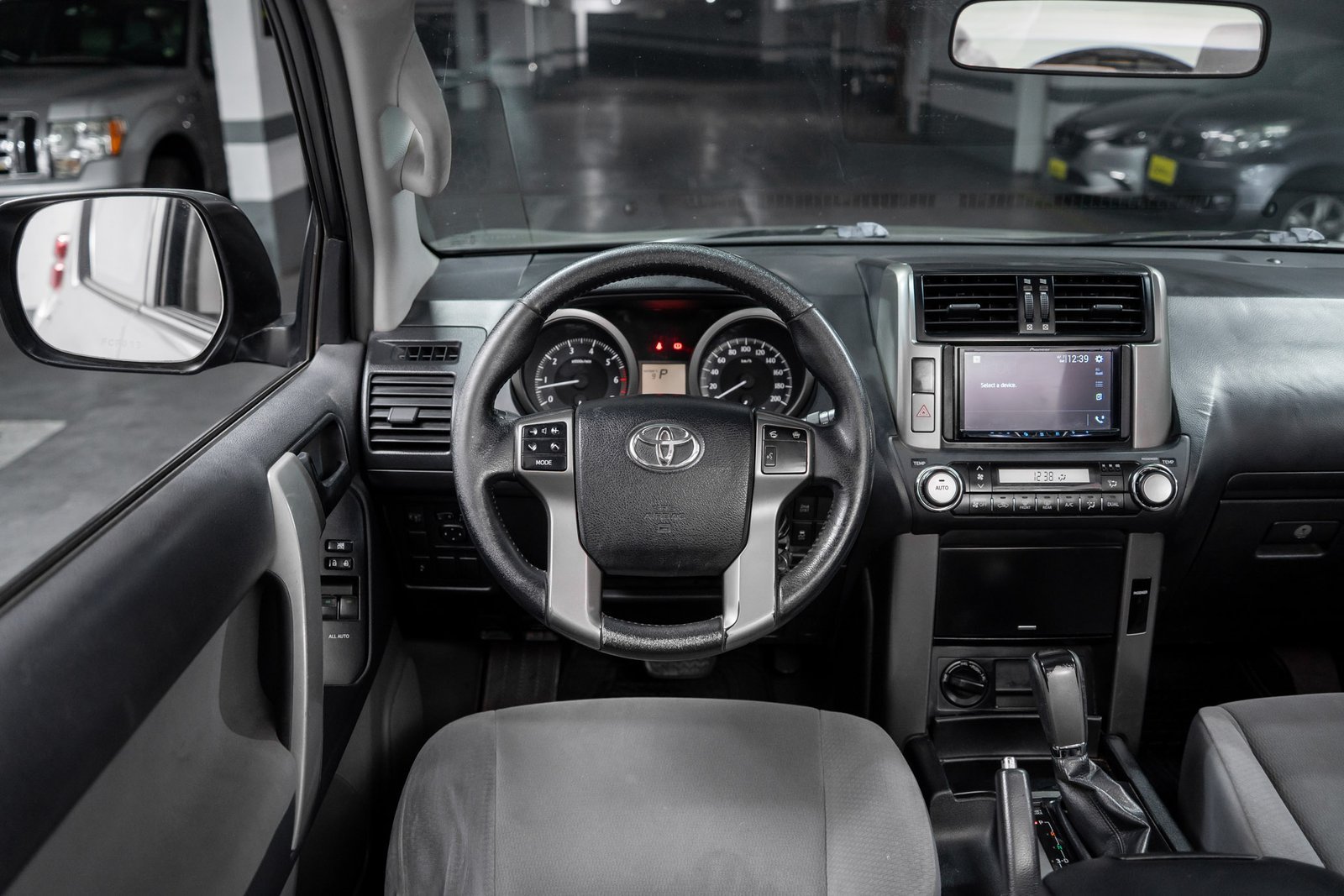 Toyota Land Cruiser Prado 2.7 2012 - Imagen 3 de 17