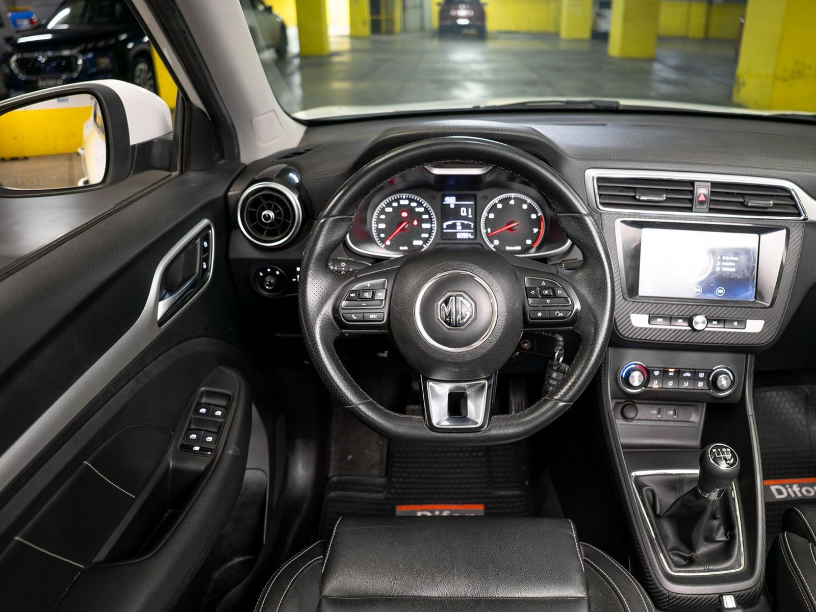 MG Zs 1.5 2018 - Foto 3 de 17