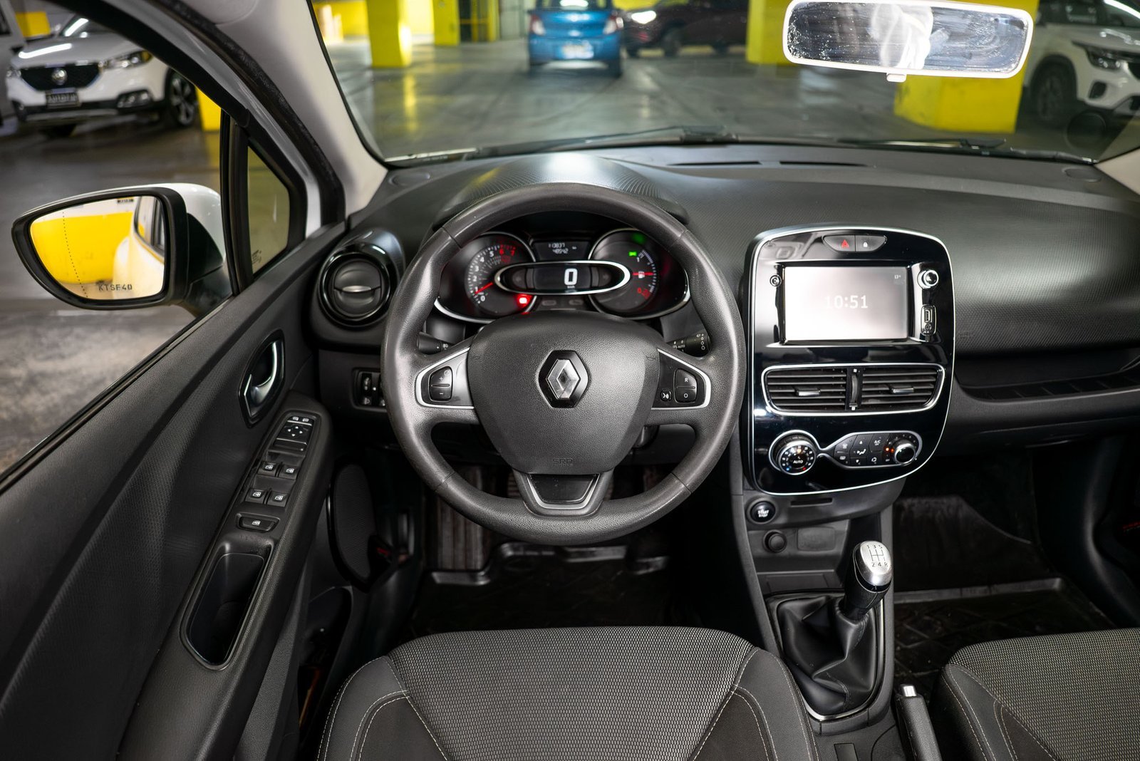 Renault Clio 1.2 2018 - Imagen 3 de 17