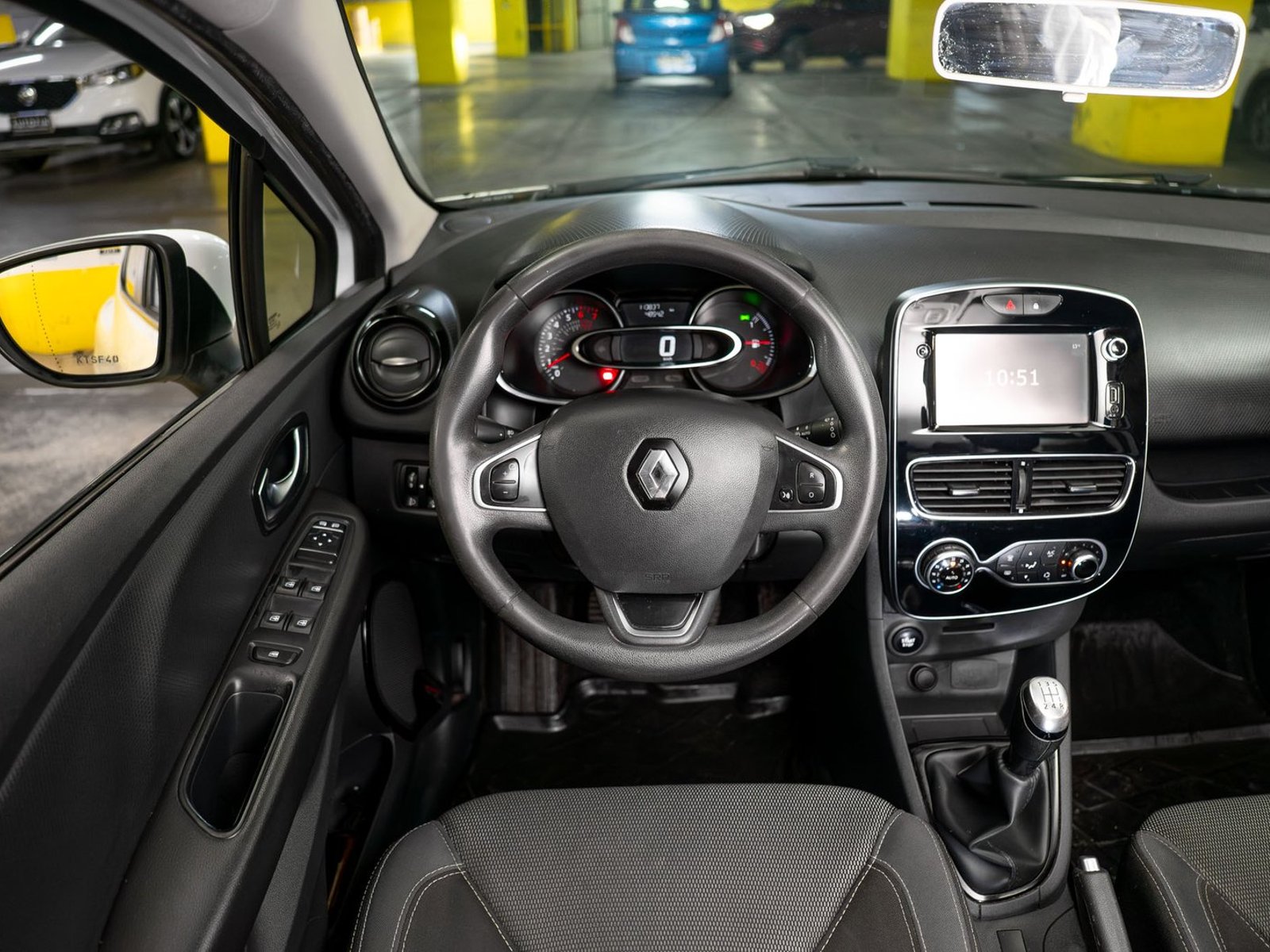 Renault Clio 1.2 2018 - Foto 3 de 17