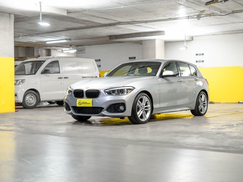 BMW 120i 1.6 2016 - Imagen 8 de 20