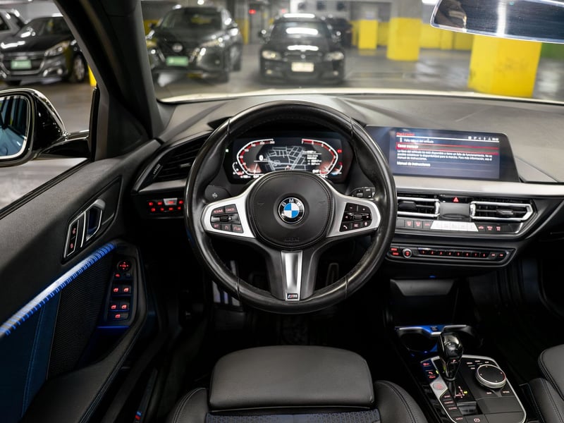 BMW 118i 1.5 2021 - Imagen 3 de 20