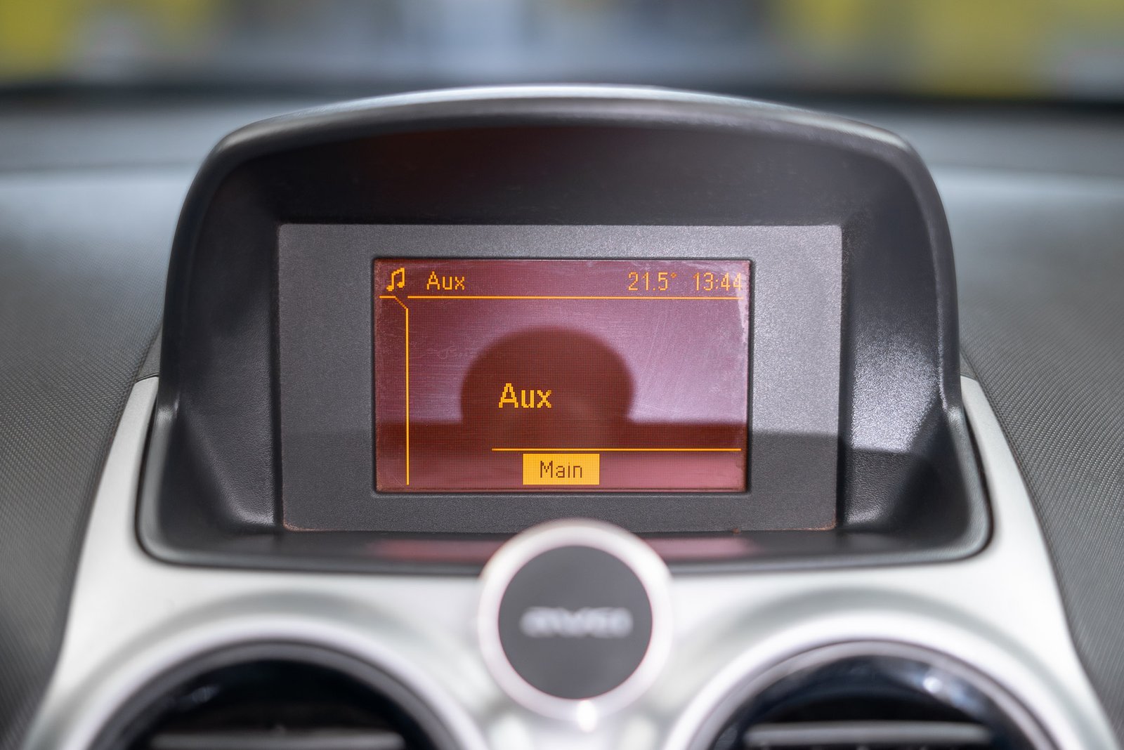 Opel Corsa 1.4 2014 - Imagen 14 de 18
