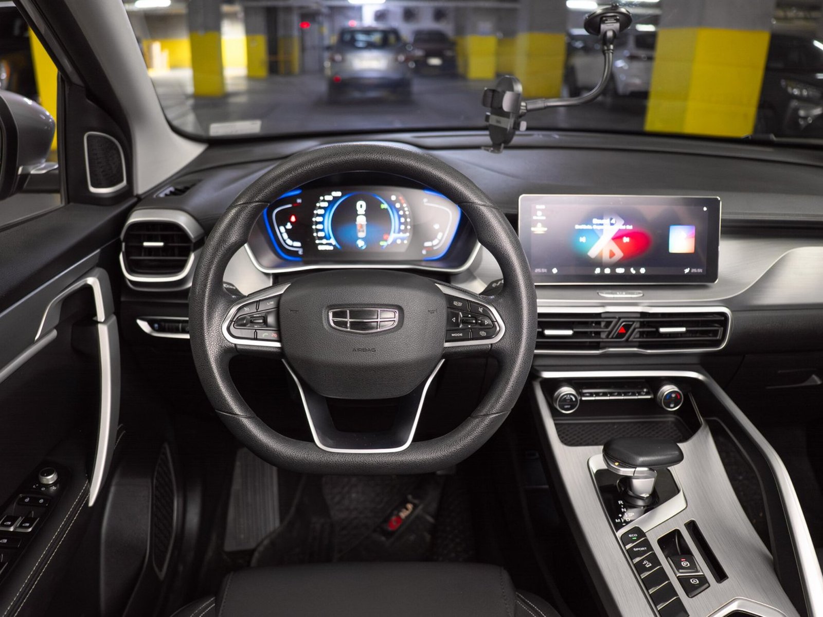 Geely Coolray 1.5 2023 - Foto 3 de 13