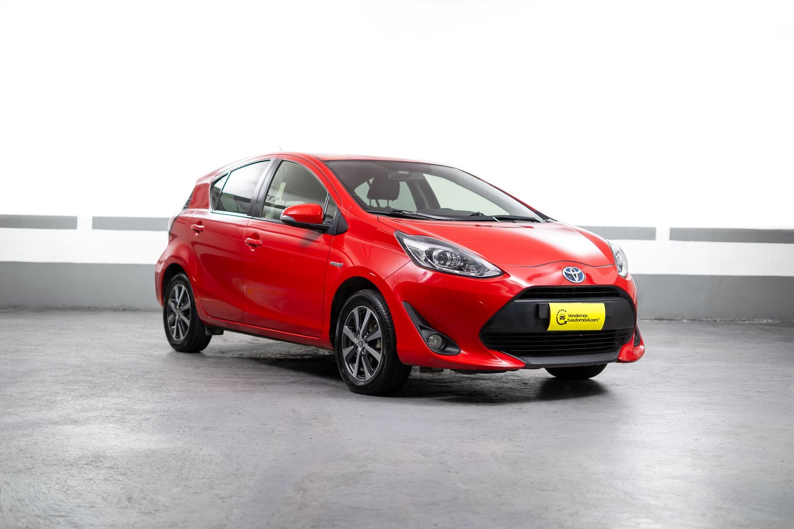Toyota Prius C 1.5 2018 - Imagen 10 de 20