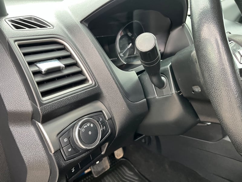 Ford EXPLORER XLT 4X4 3.5 2019 - Imagen 4 de 10