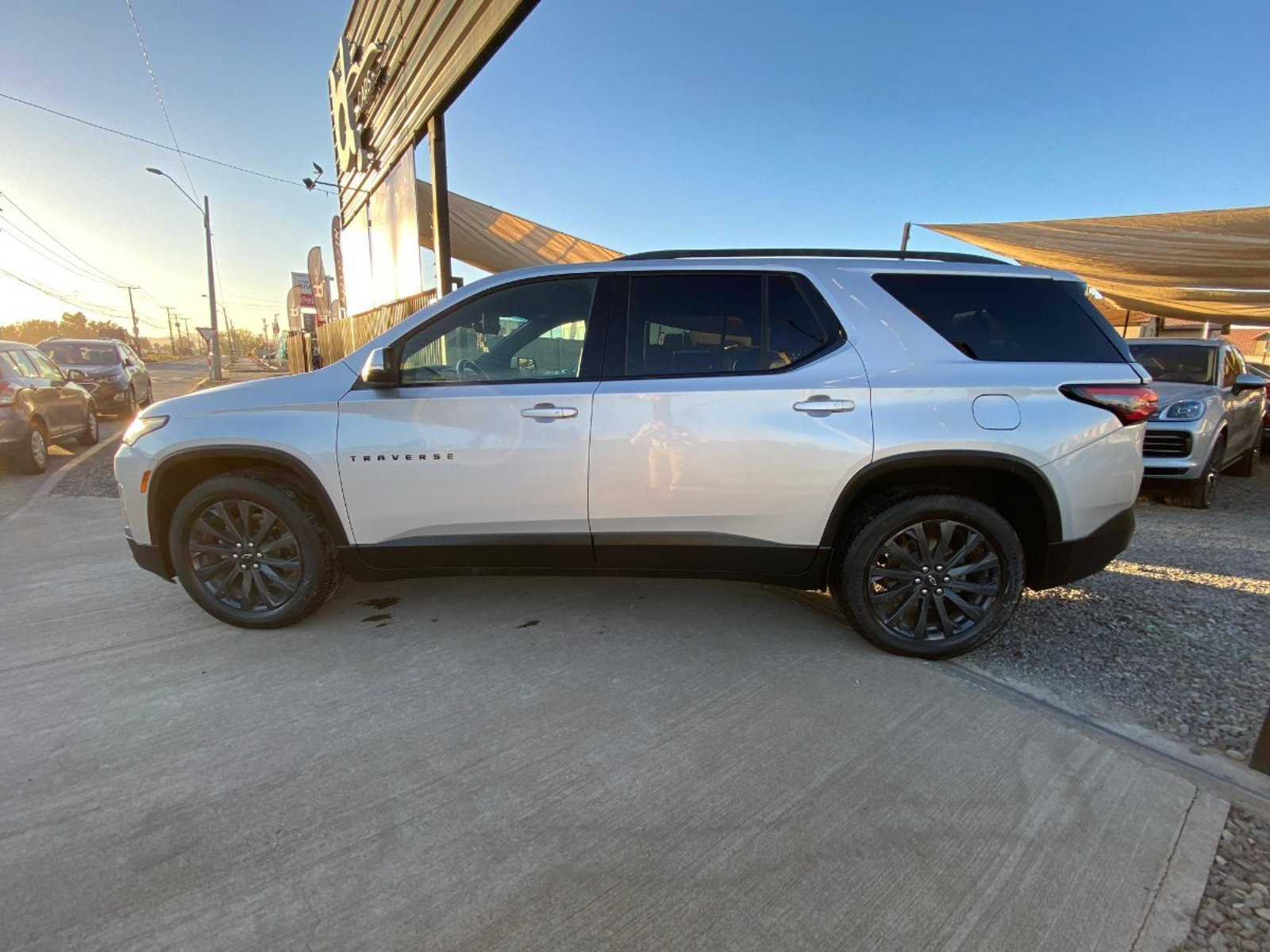 CHEVROLET TRAVERSE RS AWD 3.6 2022 - Imagen 6 de 10