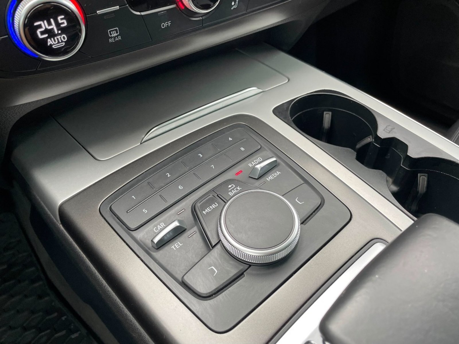 Audi Q7 TFSI 2.0 AUT 2017 - Imagen 7 de 10