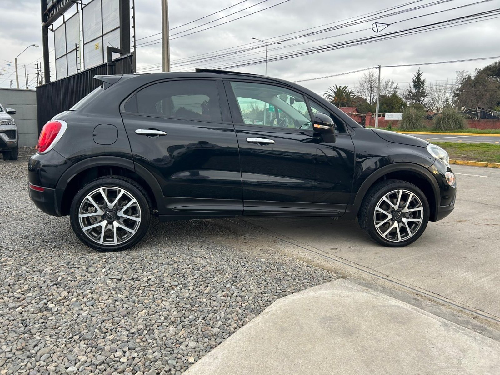 Fiat 500X CROSS 4X4 1.4 AUT 2019 - Imagen 6 de 10