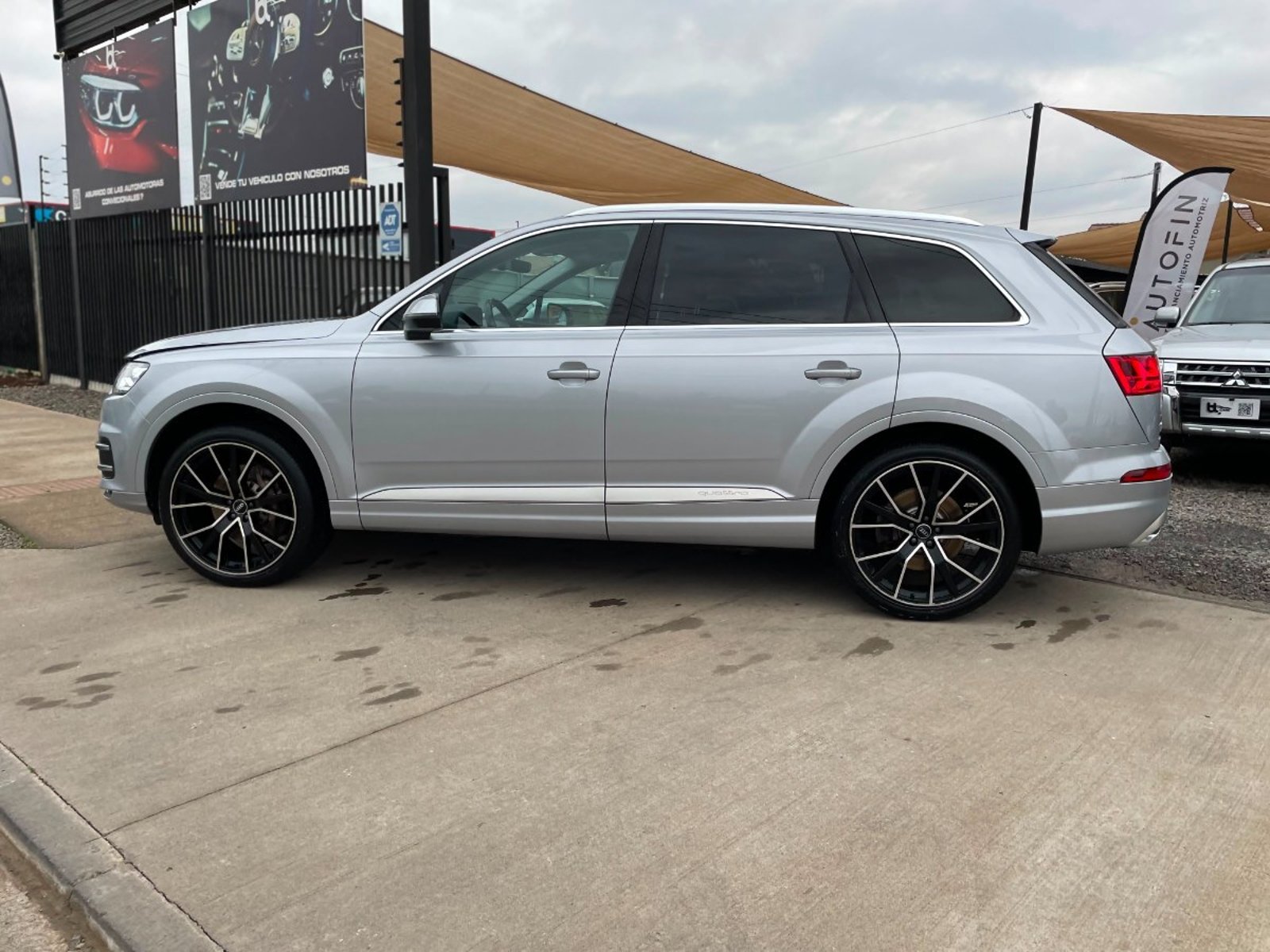 Audi Q7 TFSI 2.0 AUT 2017 - Imagen 9 de 10