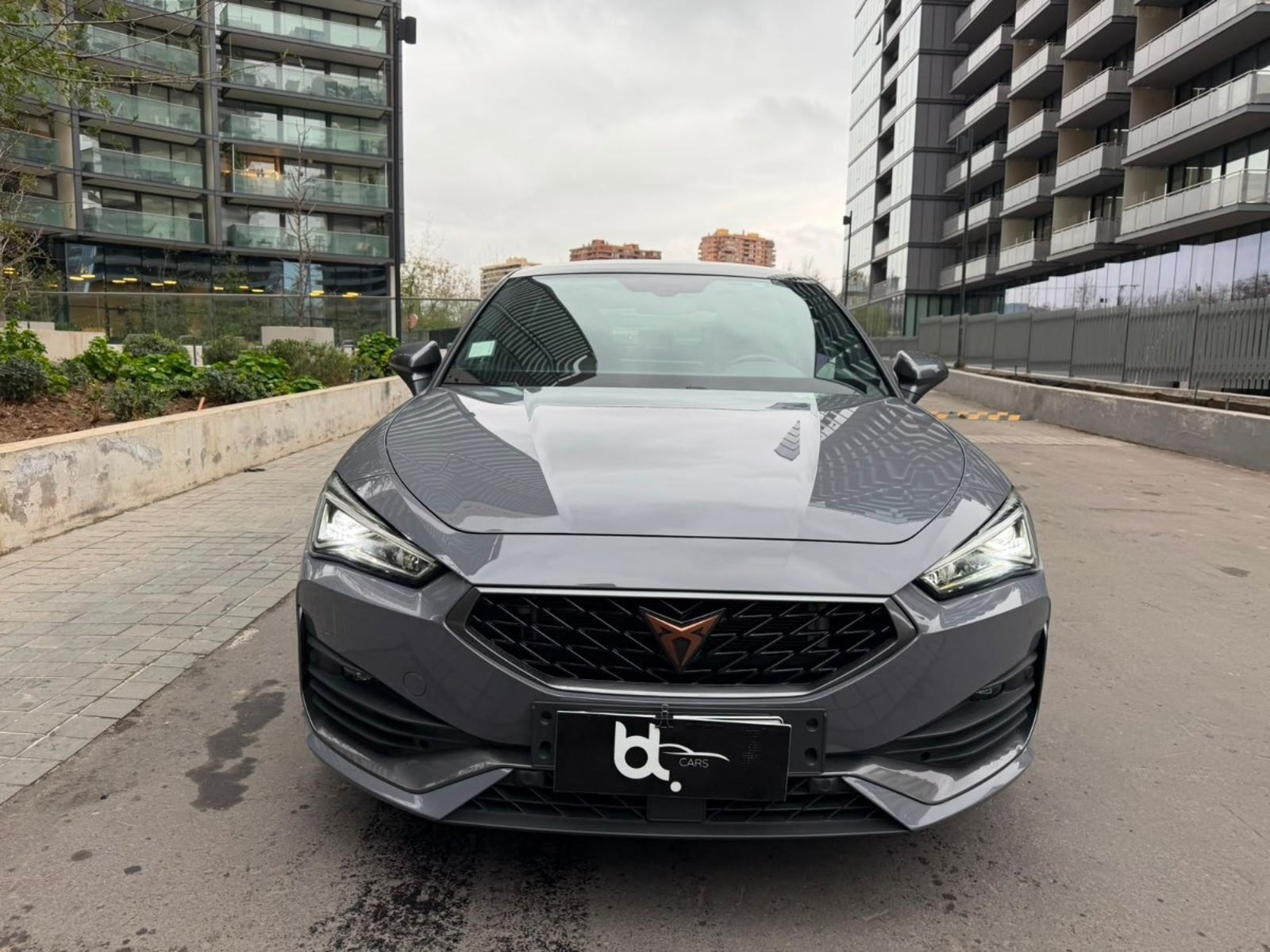 Cupra LEON VZ 2.0 2024 - Foto 2 de 10