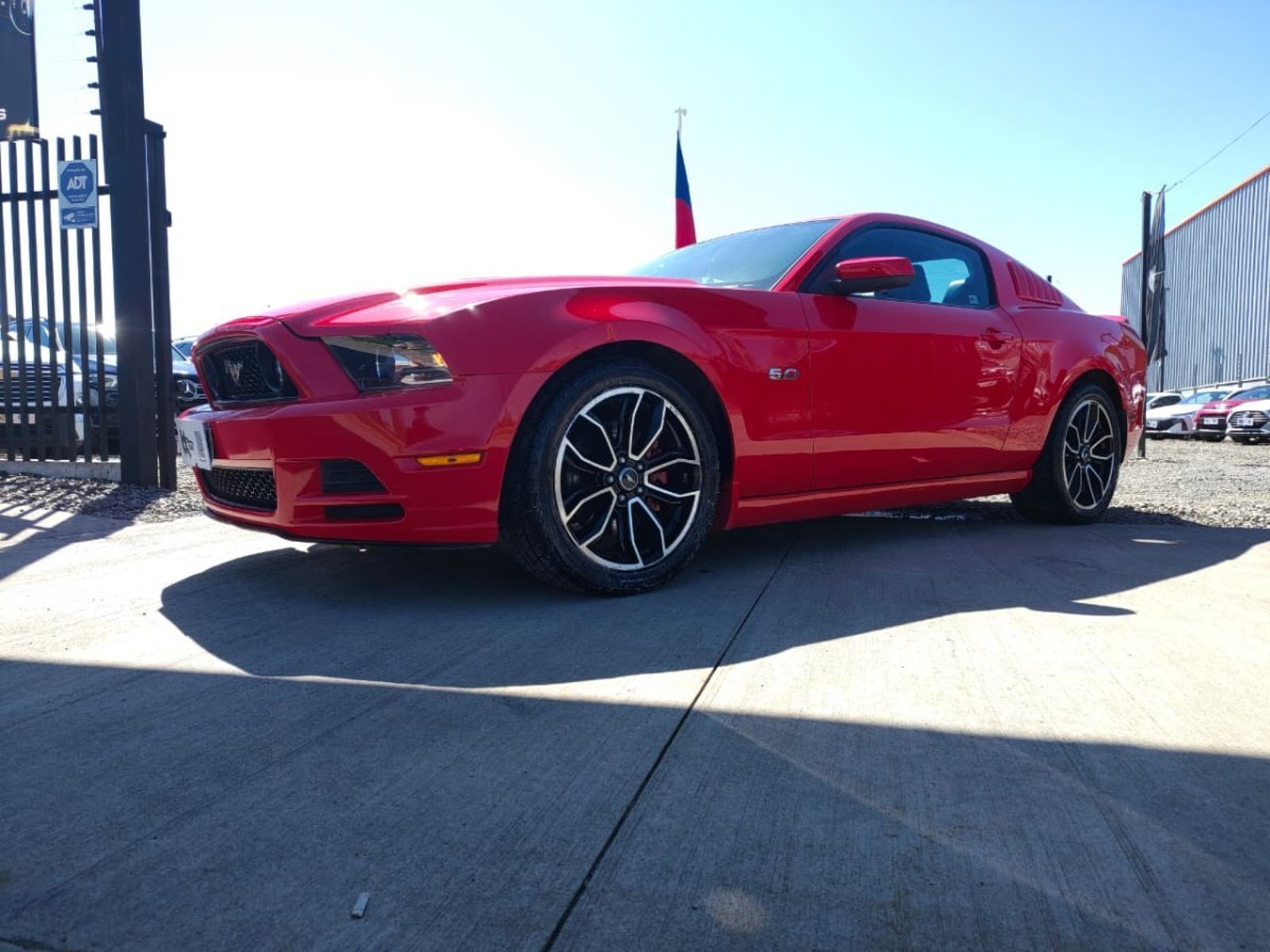Ford MUSTANG 5.0 V8 2013 - Foto 4 de 10