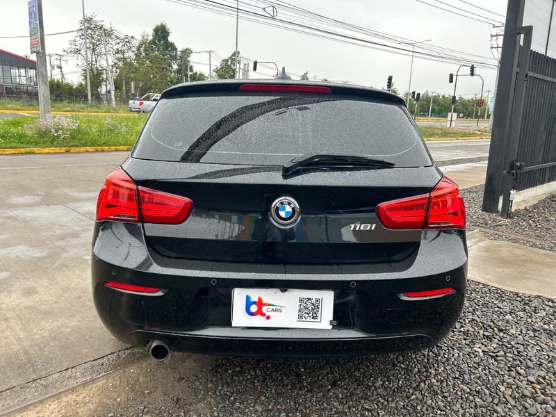 BMW 118 1.5 2019 - Imagen 9 de 10