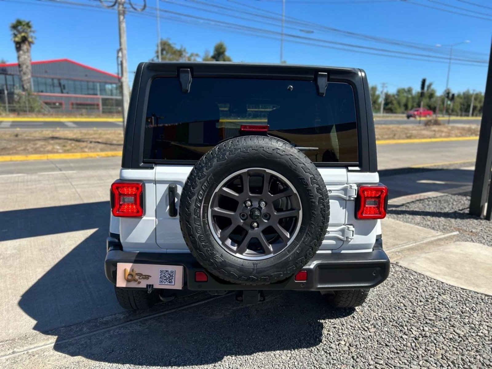 Jeep WRANGLER 2.0 SAHARA UNLIMITED 2022 - Foto 2 de 9