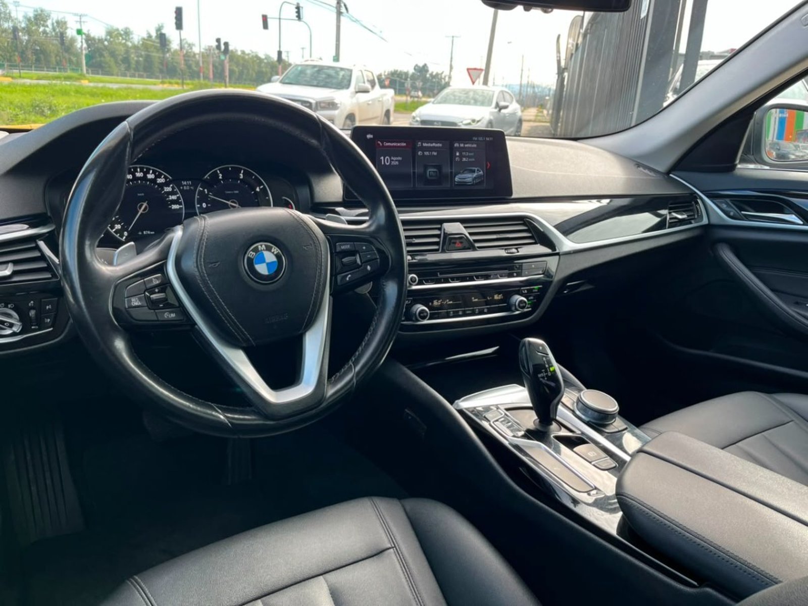 BMW 520D 2.0 2018 - Imagen 9 de 10