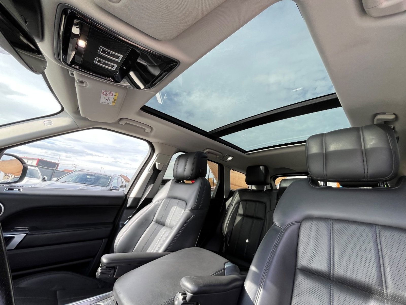 Land Rover RANGE ROVER SPORT SDV8 4X4 4.4 AUT 2019 - Foto 2 de 10