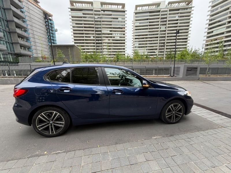 BMW 118I 1.5 AUT 2021 - Imagen 4 de 10