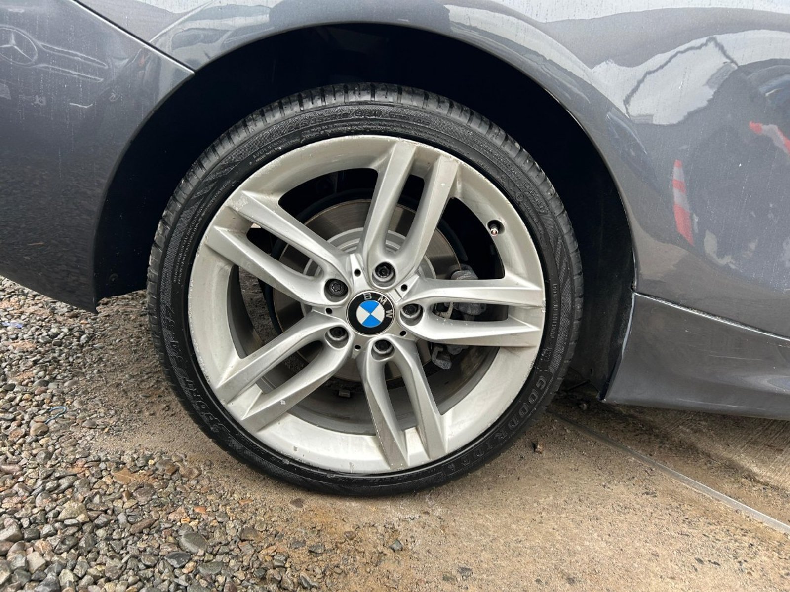 BMW 120I SPORT LCI 2.0 AUT 2017 - Imagen 6 de 10
