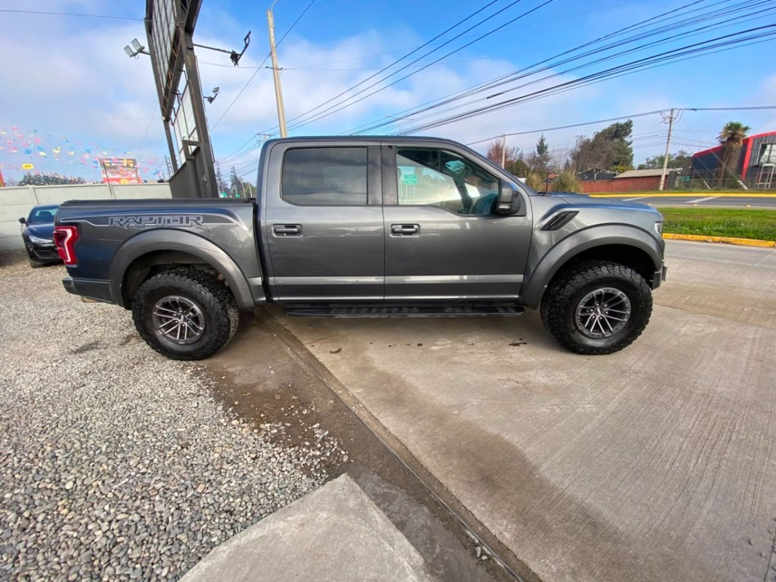 Ford F-150 RAPTOR 4X4 3.5 2020 - Foto 4 de 10