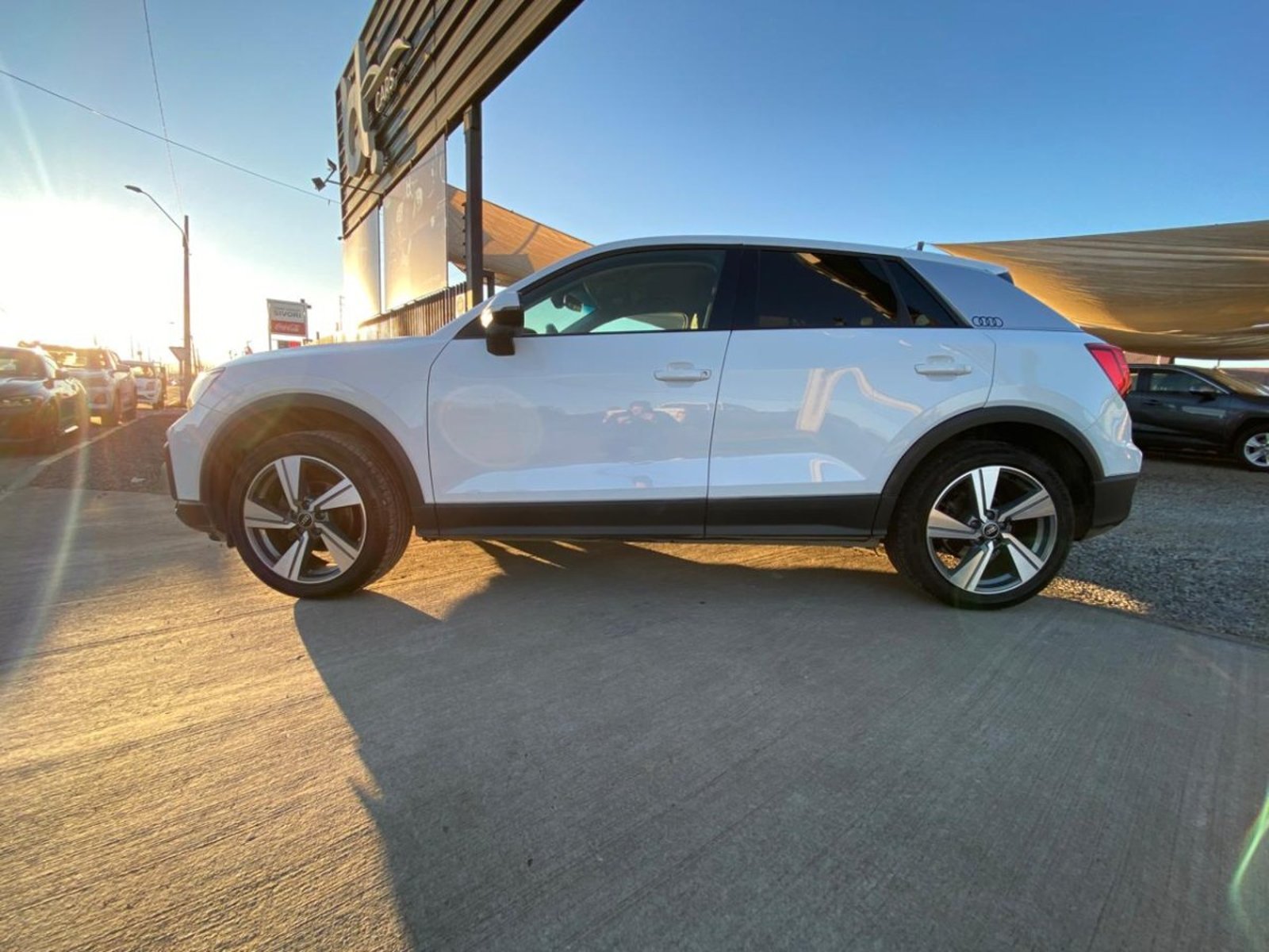 Audi Q2 35 TFSI 1.4 2022 - Imagen 6 de 10