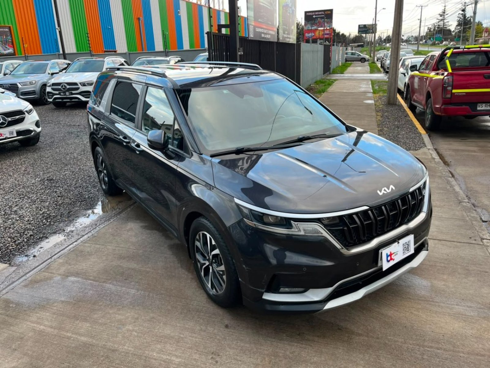 Kia CARNIVAL EX GSL 3.5 AUT 2022 - Imagen 9 de 10
