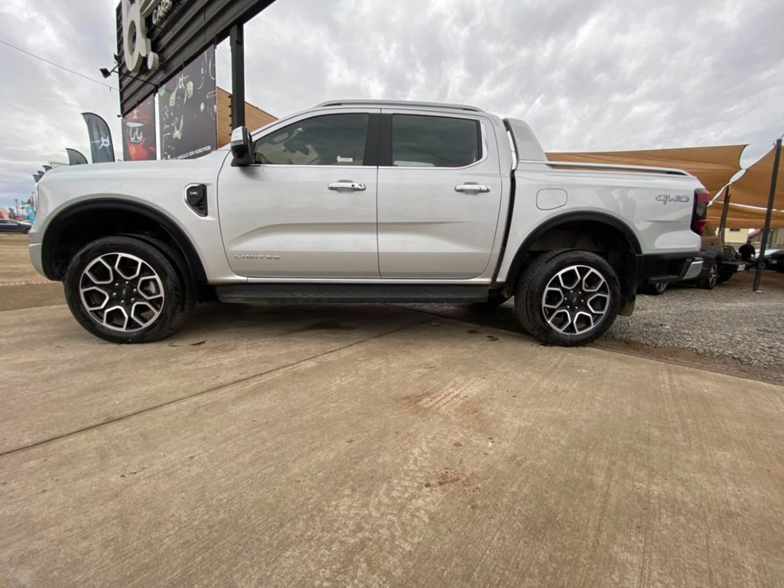 Ford RANGER LIMITED 4X4 2026 - Imagen 6 de 10