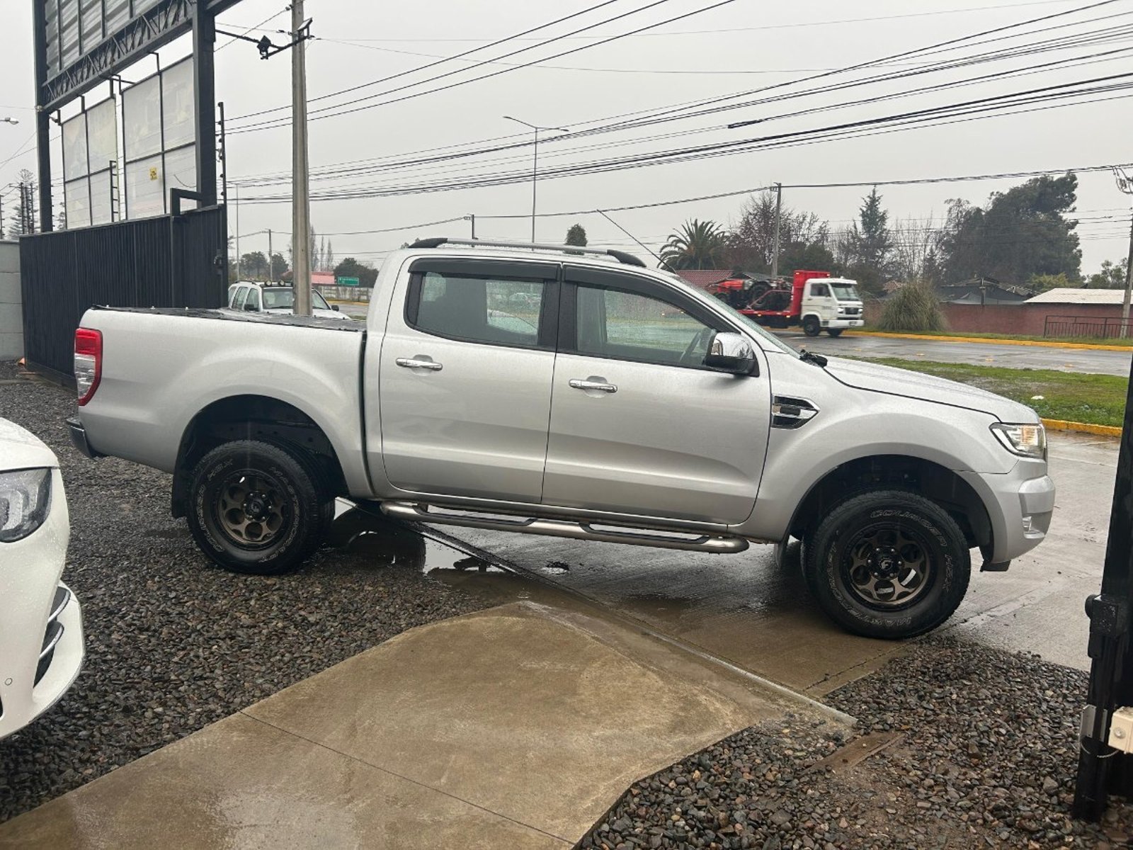 Ford RANGER XLT 2.5 2017 - Imagen 7 de 10