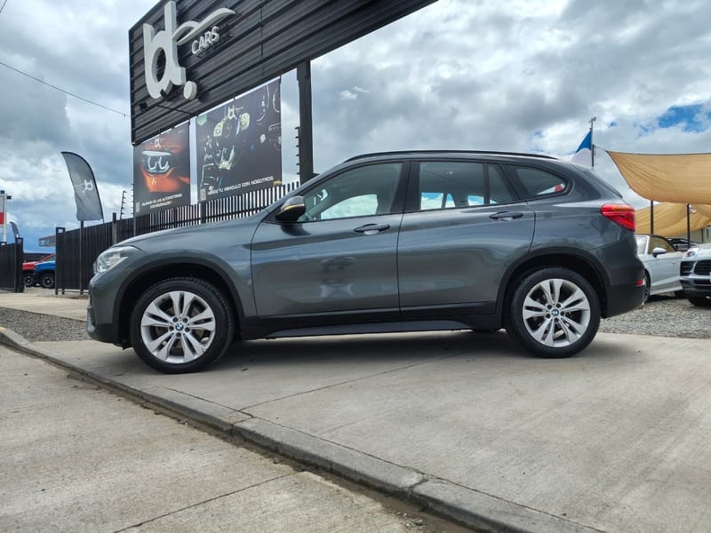 BMW X1 X1 SDRIVE 18D 2.0 AUT 2018 - Imagen 8 de 10