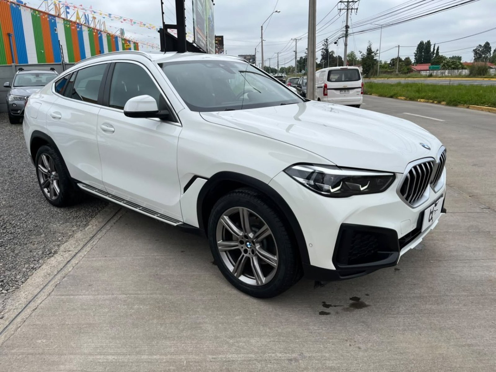 BMW X6 XDRIVE 40I 4X4 3.0 2023 - Foto 3 de 10